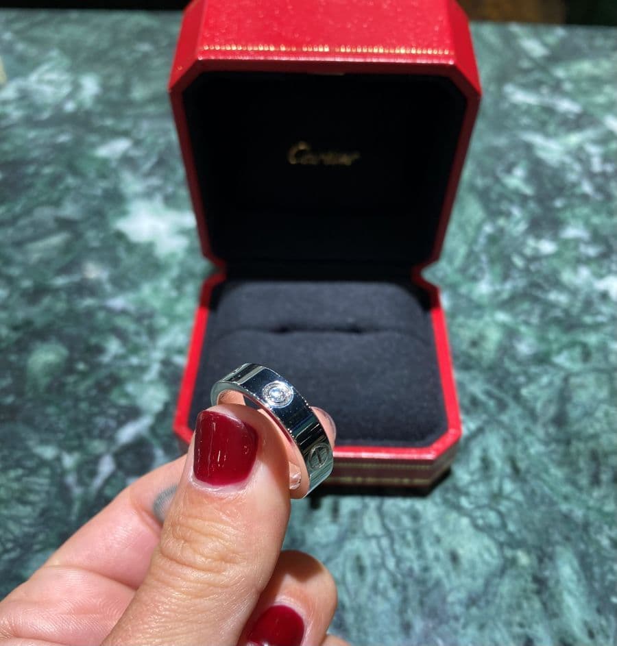 Anello Cartier LOVE in oro bianco 18kt con 3 diamanti, Misura 59