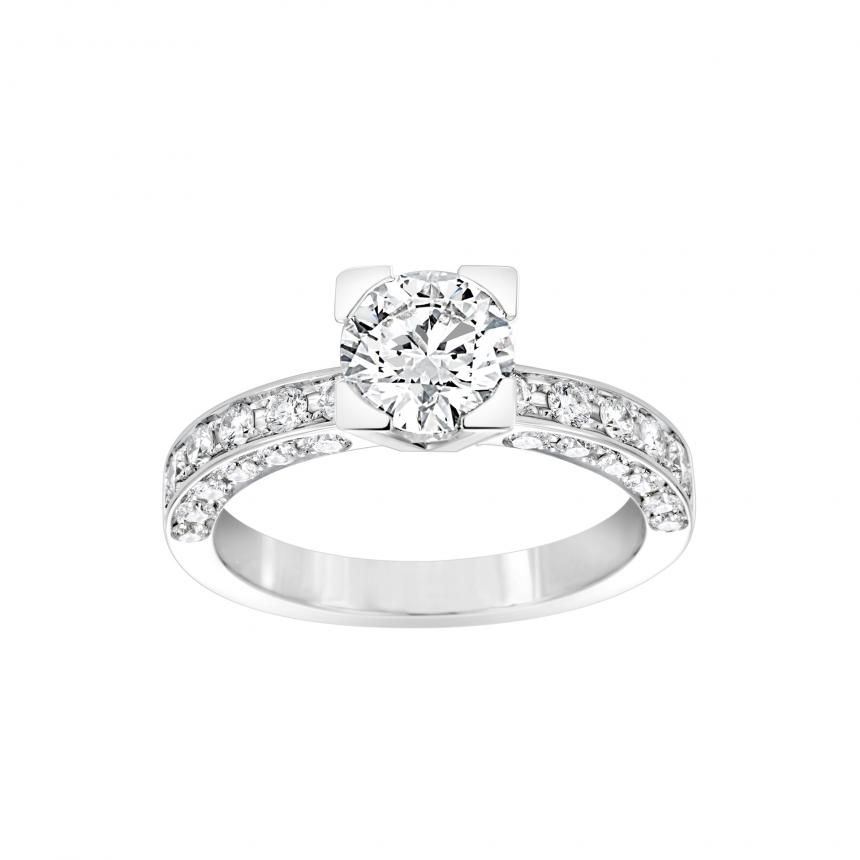 Anello Solitario Giorgio Visconti in Oro Bianco con Diamante Laterale e Pavé