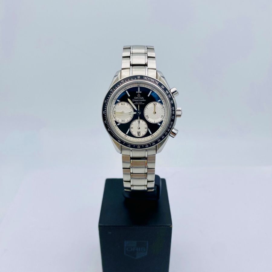 Omega Speedmaster Racing Master Cronometro