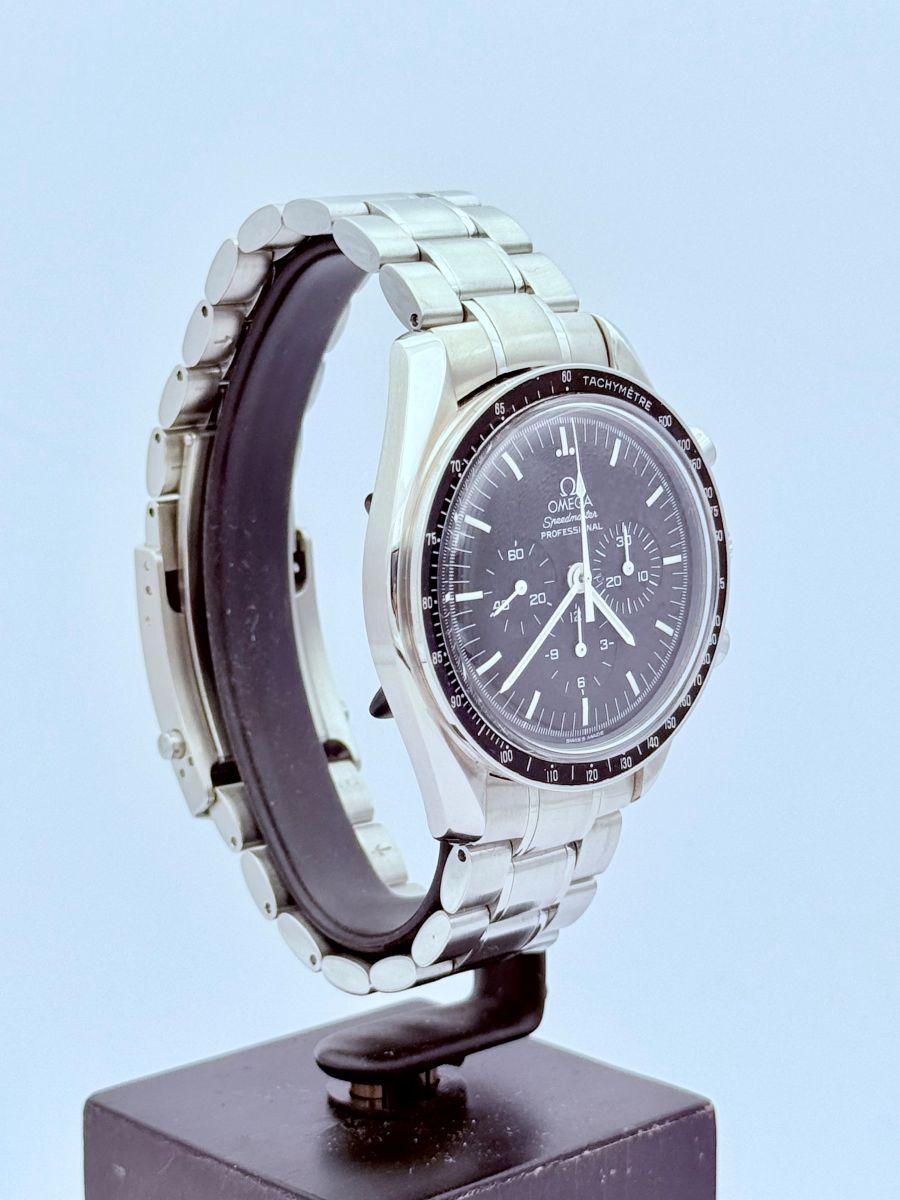 Omega Speedmaster Professional "Moonwatch"