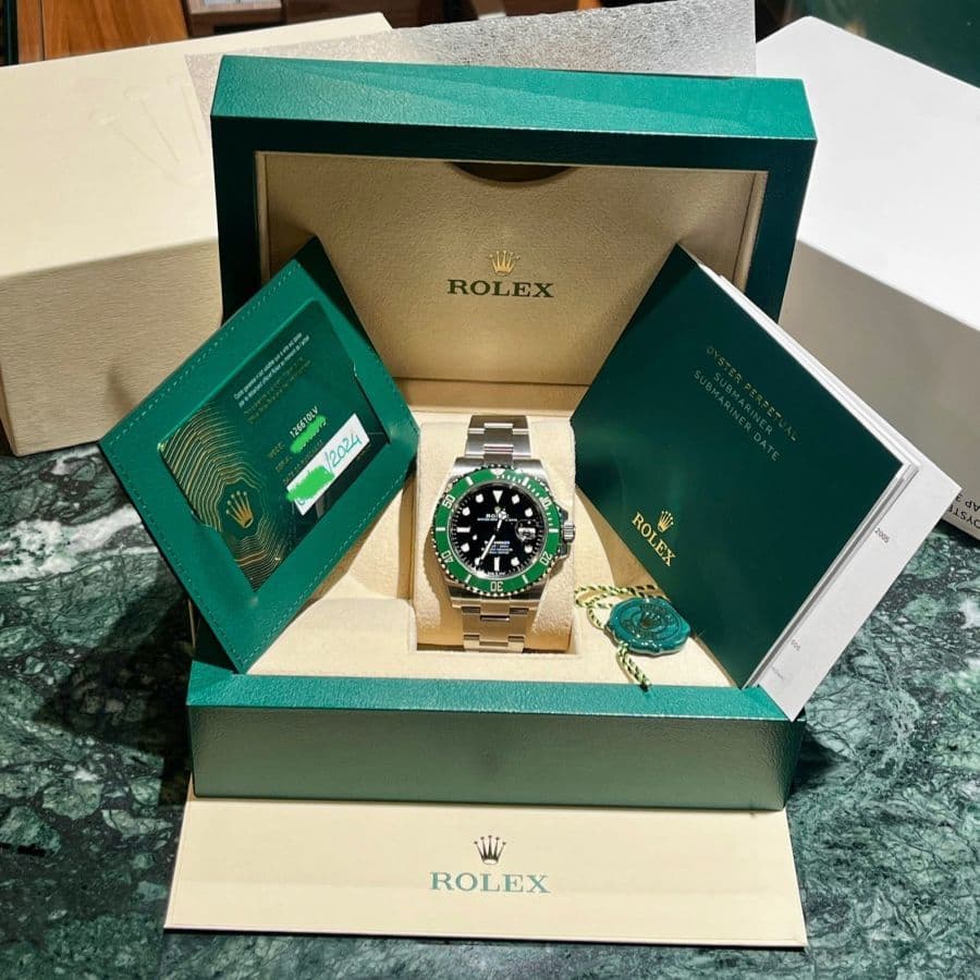 Rolex Submariner Date Ref: 126610LV STARBUCKS Mark2 – Acciaio, Ghiera Verde, Nuovo 2025
