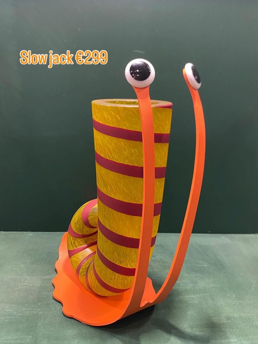 Vaso Decorativo in Vetro Soffiato a Bocca a Forma di Chiocciola 'Slow Jack' di Borowski Glass Studio