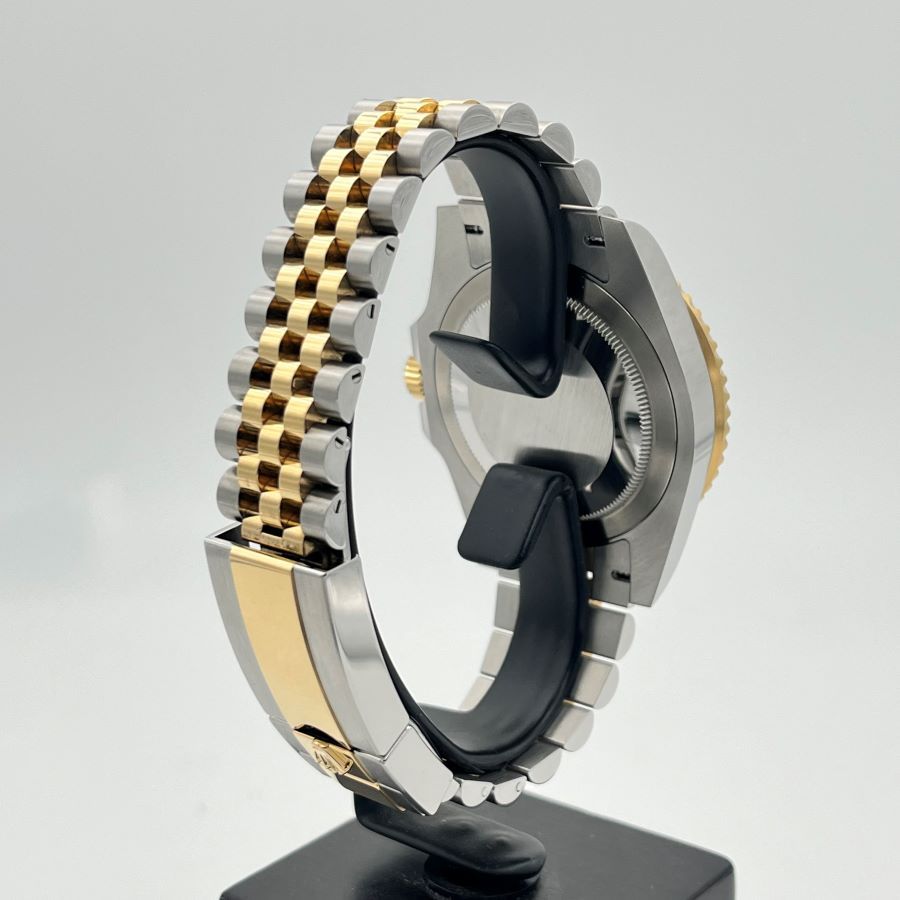 Rolex GMT-Master II 126713GRNR