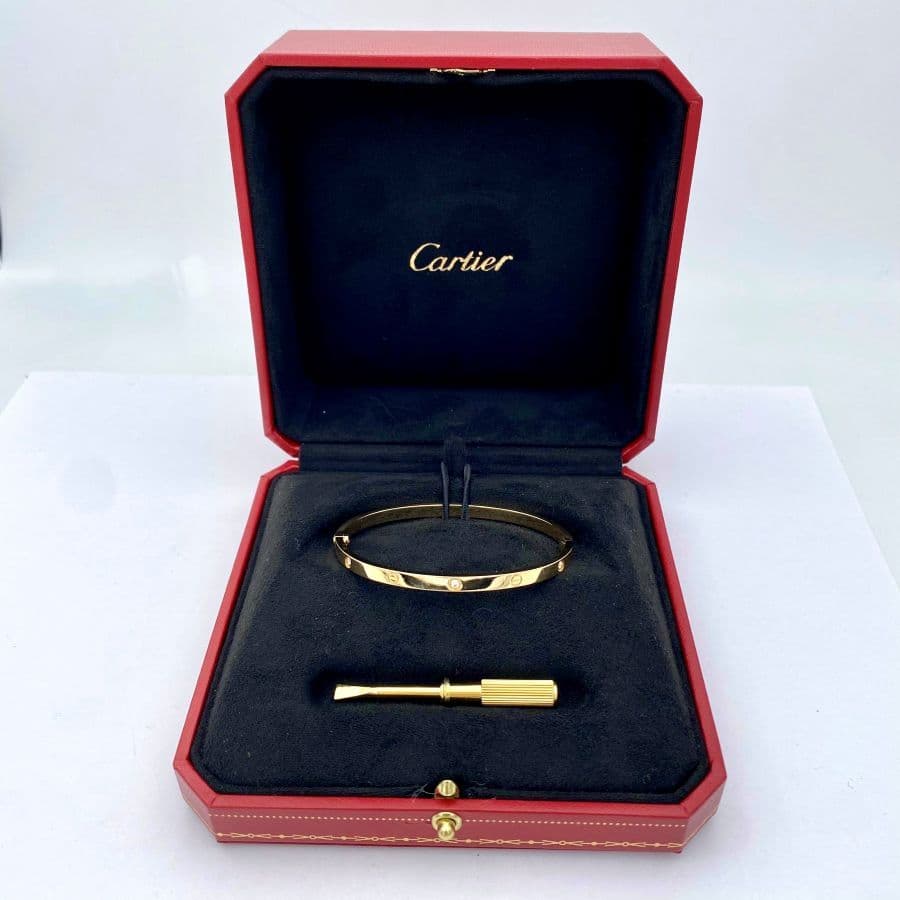 Bracciale Cartier Love Modello Piccolo Mezzo Diamante 6 Diamanti in Oro Giallo 750/1000
