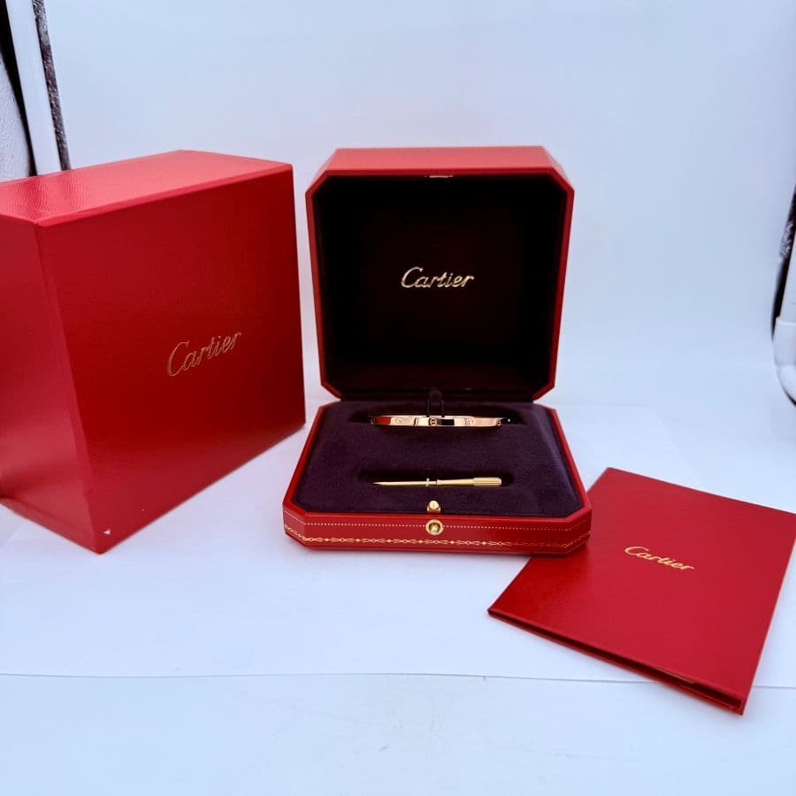 Bracciale Cartier Love, Modello Classico in Oro Giallo 18k