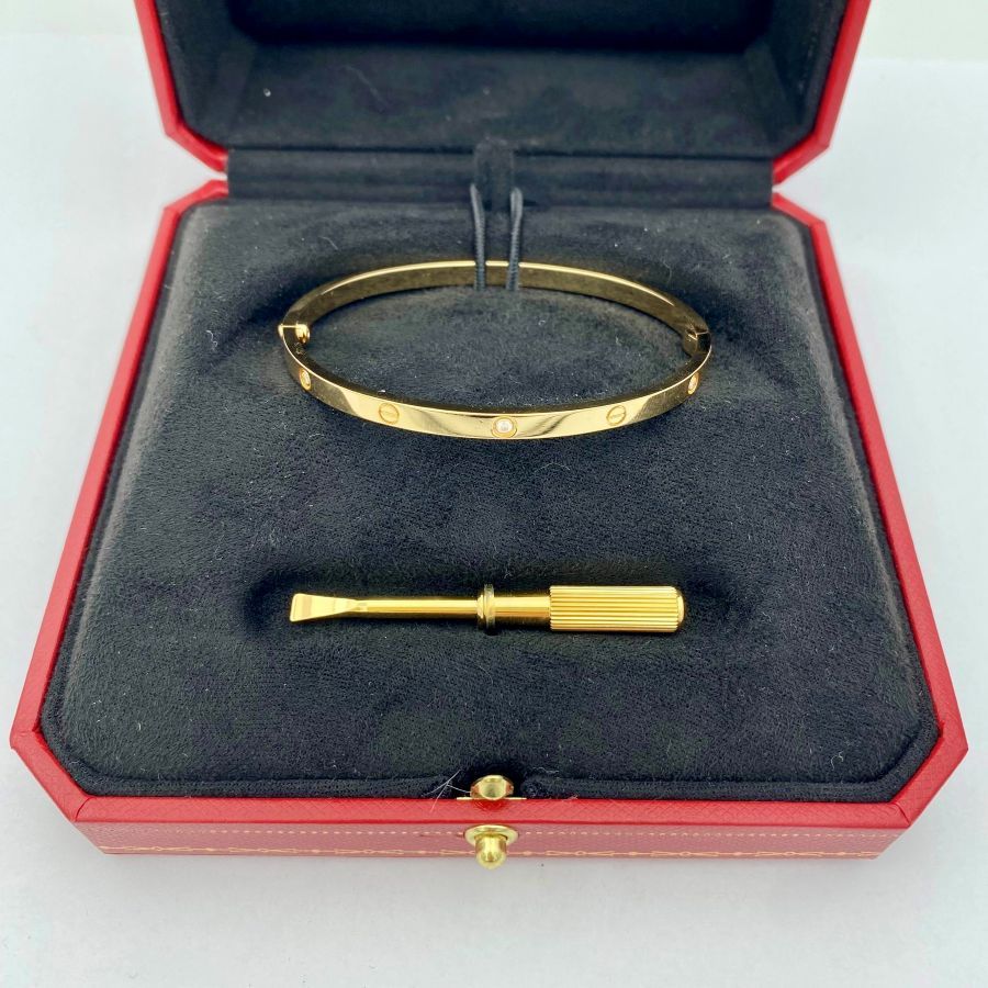 Bracciale Cartier Love Modello Piccolo Mezzo Diamante 6 Diamanti in Oro Giallo 750/1000