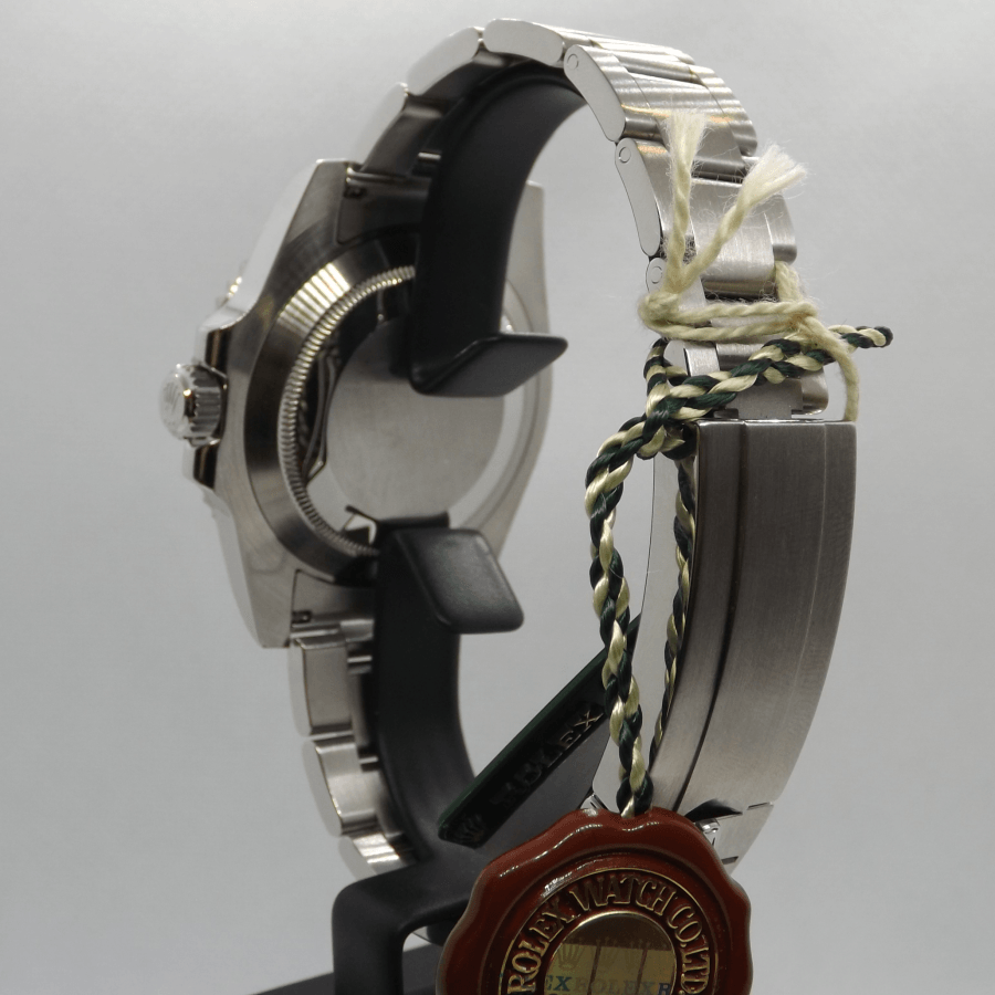 Rolex Submariner Date 'Hulk' Ref. 116610LV - Set Svizzero Bucherer Anno 2013