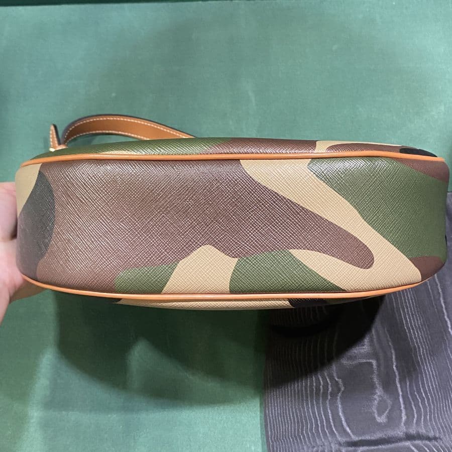 Borsa a Spalla CELINE AVA BAG in Tela Triomphe e Pelle di Vitello - Ottime Condizioni