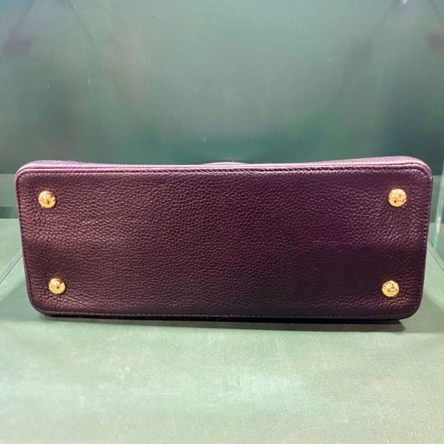 df0e195f-4f86-459b-836d-bd031f41be42