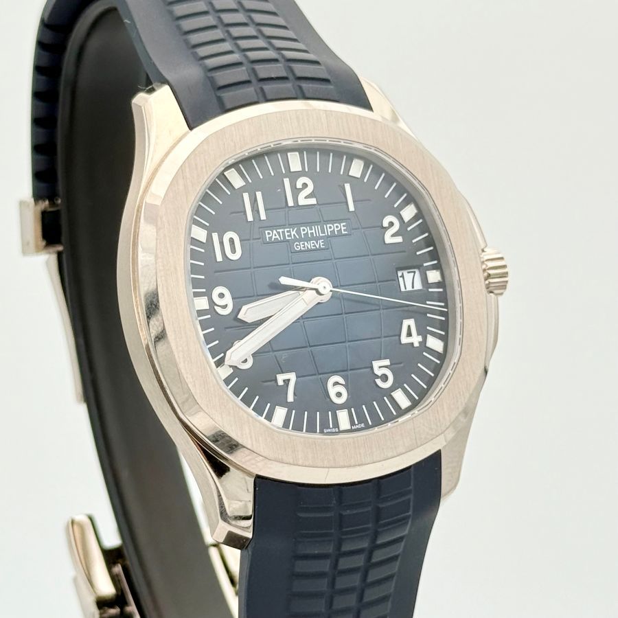 Patek Philippe Aquanaut 5168G-001