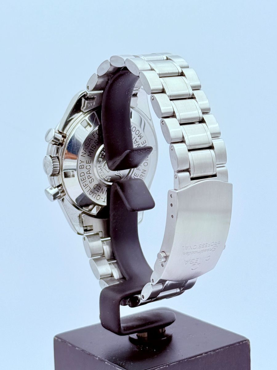 Omega Speedmaster Professional "Moonwatch"