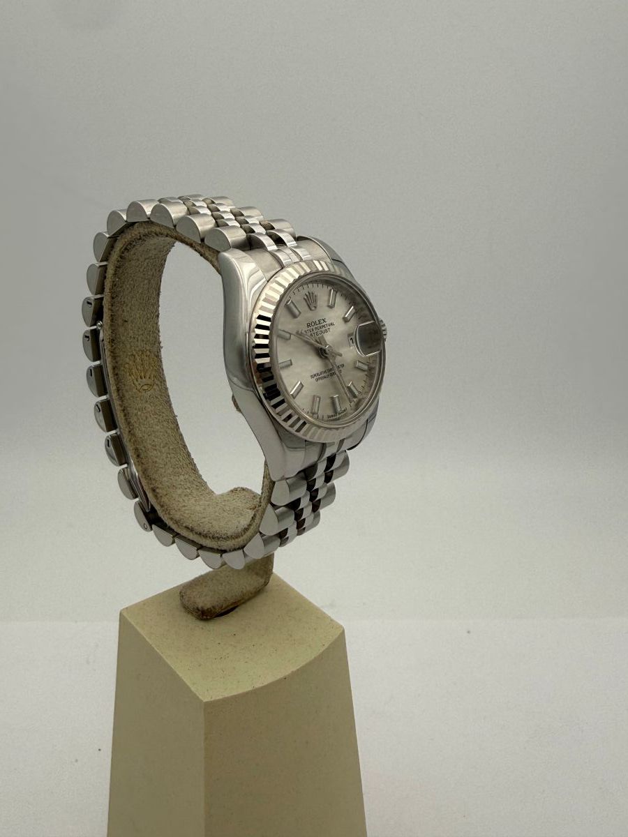 Rolex Lady-Datejust 179174 con quadrante grigio a indici, anno 2012