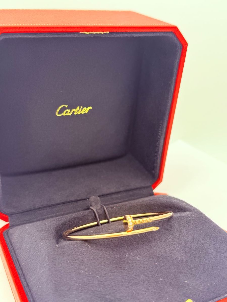 Bracciale Cartier Juste un Clou, Modello Classico in Oro Giallo 18k con Diamanti