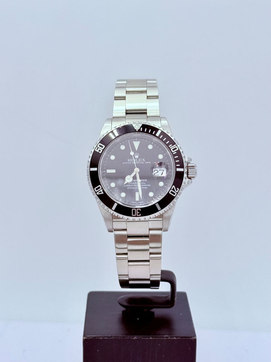 Rolex Submariner Date 16610