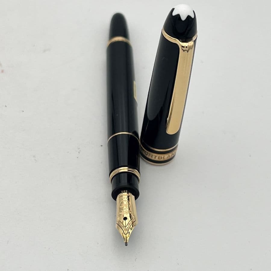 Montblanc Meisterstück Mozart Penna Stilografica Edizione Speciale in Resina Nera e Dettagli Dorati - Full Set NOS